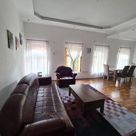 Stan Mostar-Mostovi Екстер'єр фото